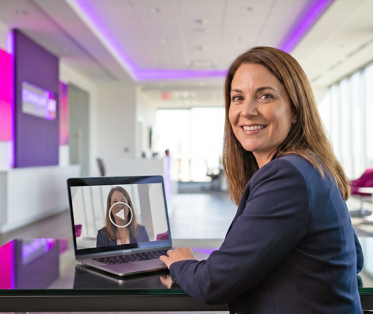 Insurance agent with her personalized Bindific video walkthrough